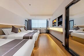 Star Season Hotel