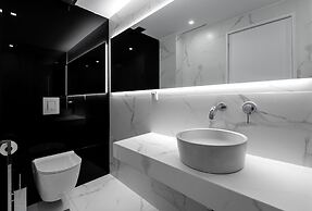 Elysan Urban Stays