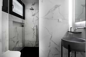 Elysan Urban Stays