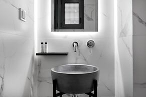 Elysan Urban Stays