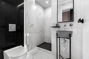 Elysan Urban Stays