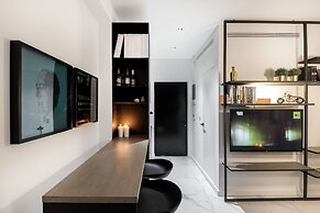 Elysan Urban Stays