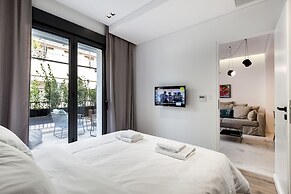 Elysan Urban Stays
