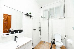 Dallas Style inner Apartment