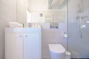 Cozy Porto Studio: Perfect Location & Comfort