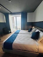 South32 Hotel