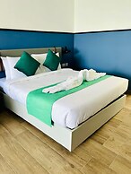 South32 Hotel