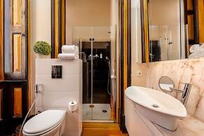 Chic Porto Escape - Spacious & Central
