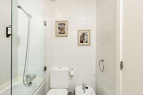 Cozy Pet-friendly Porto Apartment