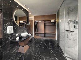 Mamaison Hotel Chain Bridge Budapest