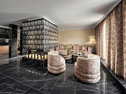 Mamaison Hotel Chain Bridge Budapest