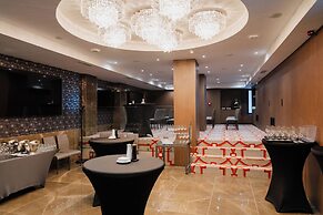 Mamaison Hotel Chain Bridge Budapest
