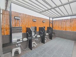 Azumaya Hotel Dao Tan