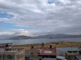 HOSTAL VISTA AL LAGO TITICACA PUNO