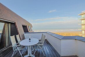 Penthouse on Belgian Coast With Sea Views