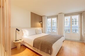 Apartment in Porto With Balcony