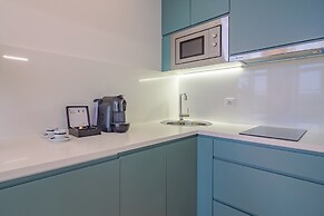 Charming Studio, Ideal for Smaller Groups
