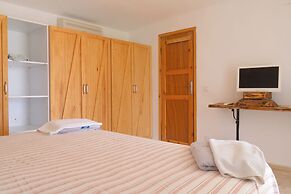 lilium rooms