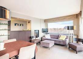 Apartment in Oostduinkerke With Sea View