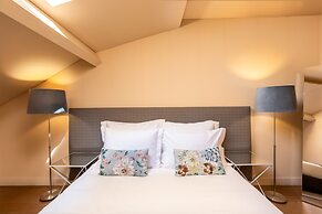 Chic Porto Studio Apartment