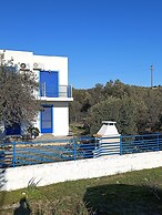 Haraki Blue Houses