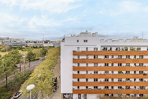 Stylish Stay in Lisbon-Scenic Views
