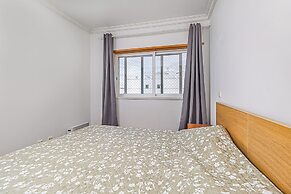 Stylish Stay in Lisbon-Scenic Views