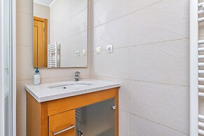 Stylish Stay in Lisbon-Scenic Views