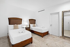 Oceana by Corax Management
