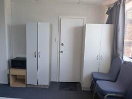 1 Double 1 Single 2 Sofa Beds Suite 2