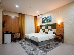 Avant Wellness Hotel Tashkent Pool&Spa