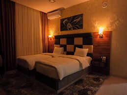 Avant Wellness Hotel Tashkent Pool&Spa