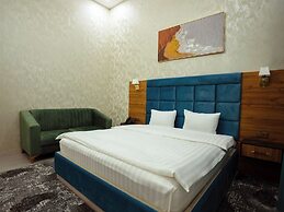 Avant Wellness Hotel Tashkent Pool&Spa