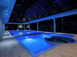 Avant Wellness Hotel Tashkent Pool&Spa