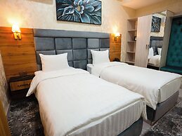 Avant Wellness Hotel Tashkent Pool&Spa