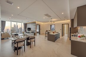 Grand Mansion