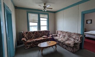 Dinsmore Hotel