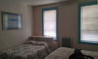 Dinsmore Hotel