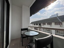 Emerald Hotel Chonburi
