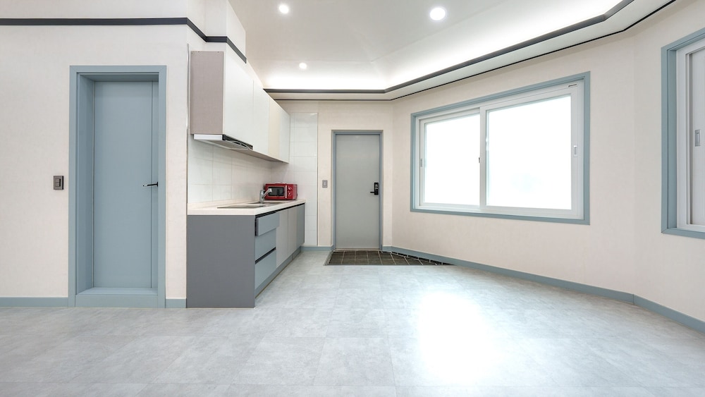 Hongcheon White Hill Pension