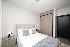 Loocid Apartments at Astoria