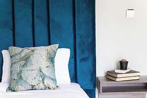 Loocid Apartments at Escada