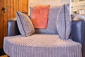 Host Stay Providence Cottage