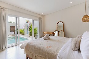 Mata Biru Villa by Betterplace