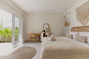 Mata Biru Villa by Betterplace