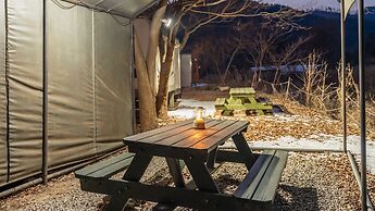 Chuncheon Free People's Caravan Pension