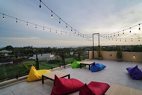 Ayers Hotel
