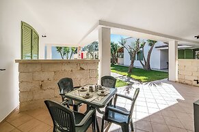 Family Village T2 Pool And Sea