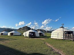 Khumug Tour Resort