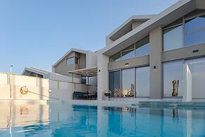 Theo Luxury Villas With Sea View